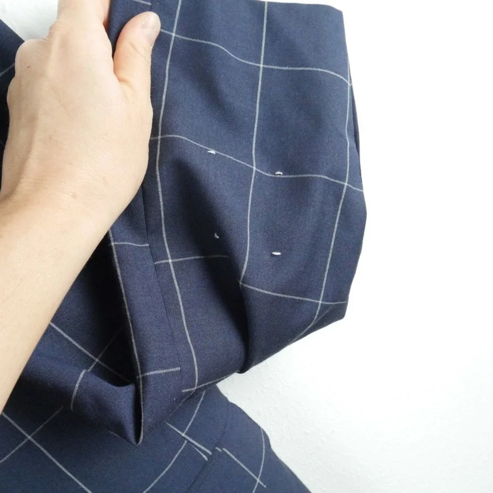 Saks Fifth Avenue Mens Navy Windowpane Silk Wool Slim Fit Blazer Sport Coat 44R